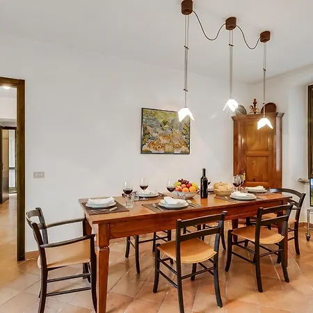 Apt. Annamaria: Family-friendly 2br Base For Trips - Happy *